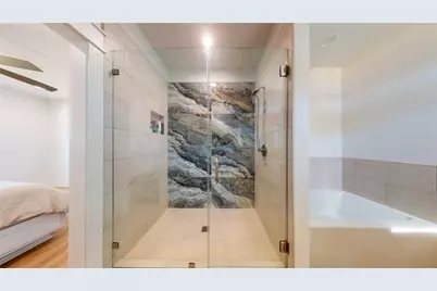 966 Mary Ann, Crystal Beach, TX 77650 - Photo 9