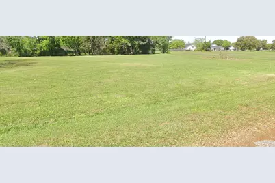 1908 Park Avenue, Bay City, TX 77414 - Photo 1