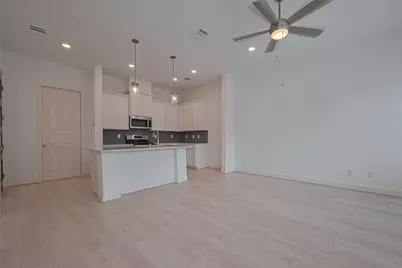 8927 Grovner Place, Houston, TX 77055 - Photo 11