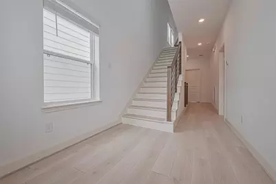 8927 Grovner Place, Houston, TX 77055 - Photo 15