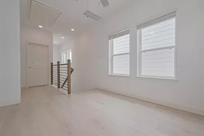 8927 Grovner Place, Houston, TX 77055 - Photo 29