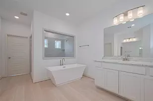 8927 Grovner Pl, Houston, TX 77055 - Photo 19