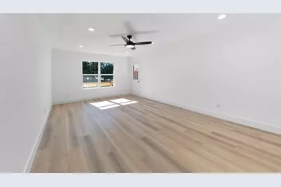 1514 Wirt Road #8, Houston, TX 77055 - Photo 15