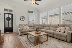 12019 Perch Dr, Mont Belvieu, TX 77523 - Photo 5