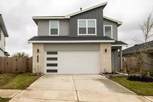 12832 Barnsbury Ln, Houston, TX 77047 - Photo 1