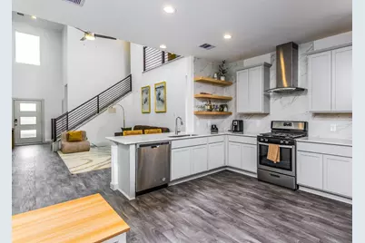 12832 Barnsbury Lane, Houston, TX 77047 - Photo 7