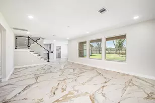 7711 Antoine Dr, Houston, TX 77088 - Photo 9