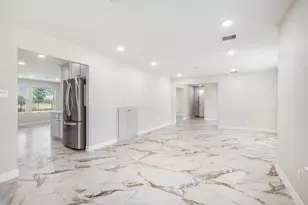 7711 Antoine Dr, Houston, TX 77088 - Photo 11