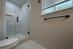 10903 Albury Dr, Houston, TX 77096 - Photo 17