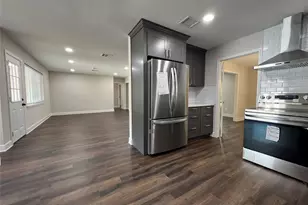 10903 Albury Dr, Houston, TX 77096 - Photo 9