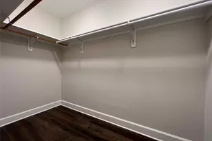 10903 Albury Dr, Houston, TX 77096 - Photo 19
