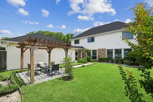 906 Venice St, Sugar Land, TX 77478 - Photo 27