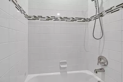 5018 Chestnut Orchard Drive, Houston, TX 77066 - Photo 15
