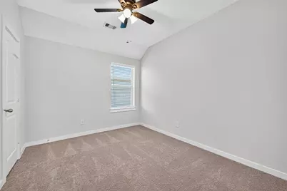 5018 Chestnut Orchard Drive, Houston, TX 77066 - Photo 17