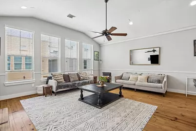107 Riley Lane, Houston, TX 77003 - Photo 3