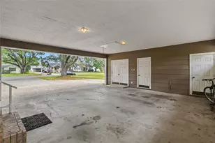 1902 Edgewood St, Liberty, TX 77575 - Photo 41