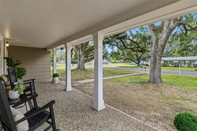 1902 Edgewood Street, Liberty, TX 77575 - Photo 7