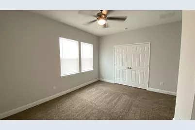 5225 E Houston Road #A, Houston, TX 77028 - Photo 11