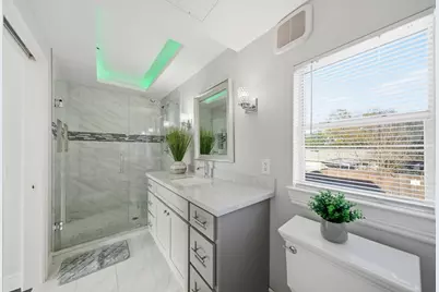 10518 Pleasanton Drive, Houston, TX 77038 - Photo 13