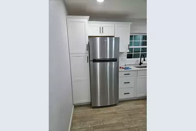8226 Darlington Dr Drive #B, Houston, TX 77028 - Photo 3