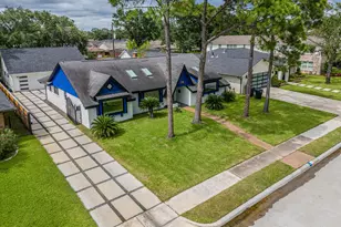 6518 Kury Ln, Houston, TX 77008 - Photo 35