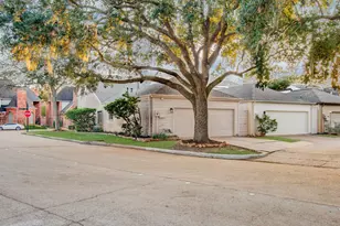 9582 Doliver Dr, Houston, TX 77063 - Photo 35