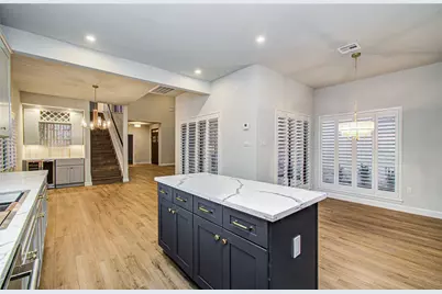 9582 Doliver Drive, Houston, TX 77063 - Photo 15