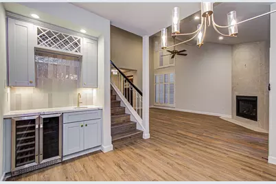 9582 Doliver Drive, Houston, TX 77063 - Photo 9