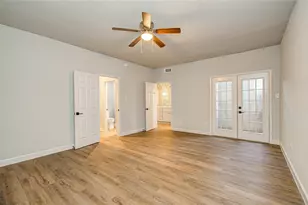 9582 Doliver Dr, Houston, TX 77063 - Photo 19