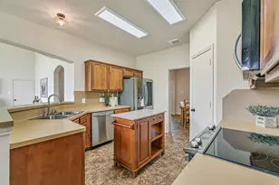 1404 Hollier Rd, Friendswood, TX 77546 - Photo 17