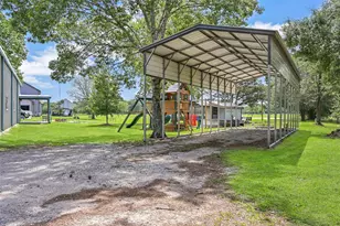 1404 Hollier Rd, Friendswood, TX 77546 - Photo 31