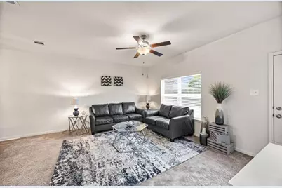 11034 Hillside Creek Drive, Humble, TX 77396 - Photo 13