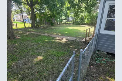 74 County Road 2415, Hull, TX 77564 - Photo 15