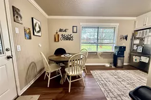 111 Mimosa, Lake Jackson, TX 77566 - Photo 7