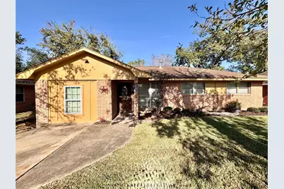 111 Mimosa, Lake Jackson, TX 77566 - Photo 29