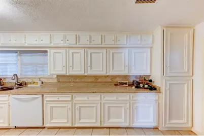 4914 Gammage Street, Houston, TX 77021 - Photo 9