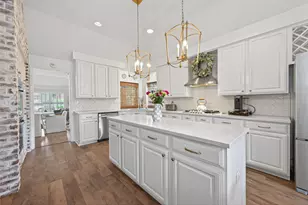 819 Maplewood Falls Ct, Houston, TX 77062 - Photo 9