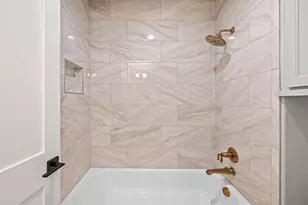 14008 Memorial Reserve Pl, Houston, TX 77079 - Photo 9