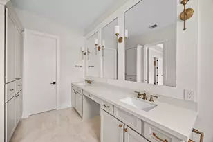 14008 Memorial Reserve Pl, Houston, TX 77079 - Photo 13
