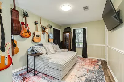 112 Blossom Street, Lake Jackson, TX 77566 - Photo 19