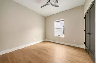 968 South Ln, Houston, TX 77088 - Photo 15