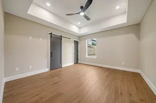 968 South Ln, Houston, TX 77088 - Photo 13