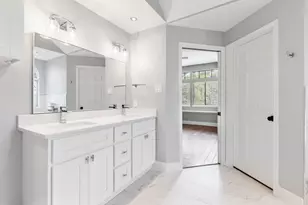 18 N Wilde Yaupon Cir, The Woodlands, TX 77381 - Photo 25