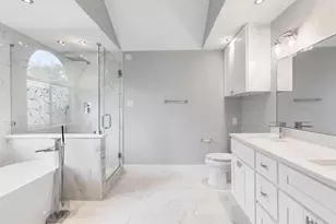 18 N Wilde Yaupon Cir, The Woodlands, TX 77381 - Photo 23