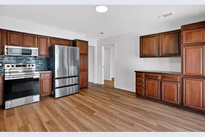 2419 Memorial Drive, Bryan, TX 77802 - Photo 15