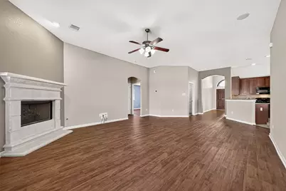 6138 Wickshire Drive, Rosenberg, TX 77471 - Photo 19