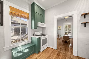 1811 30th St, Galveston, TX 77550 - Photo 9