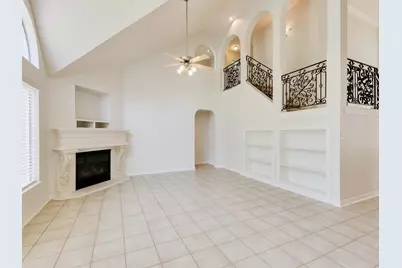 6327 Collina Springs Court, Houston, TX 77041 - Photo 9