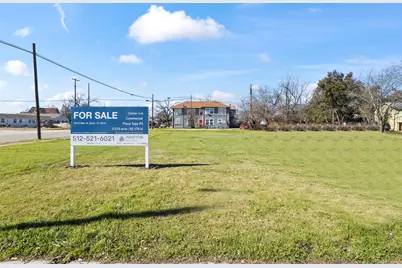 703 N Main Street, Taylor, TX 76574 - Photo 7