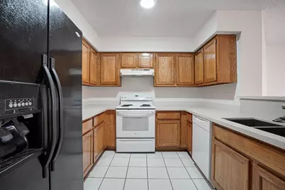 2300 Old Spanish #1127, Houston, TX 77054 - Photo 7